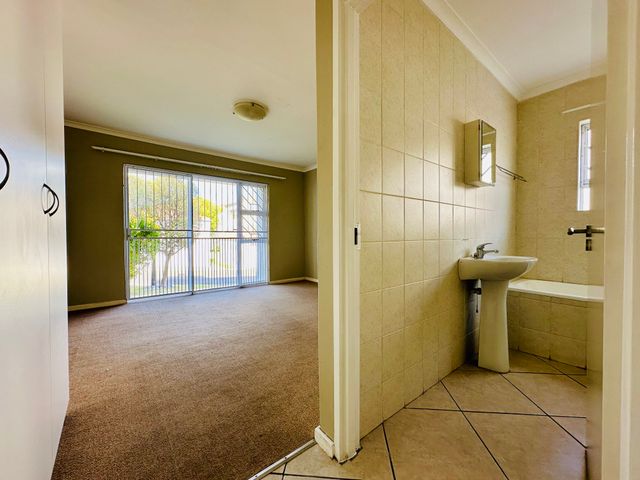 To Let 2 Bedroom Property for Rent in Vermont Western Cape